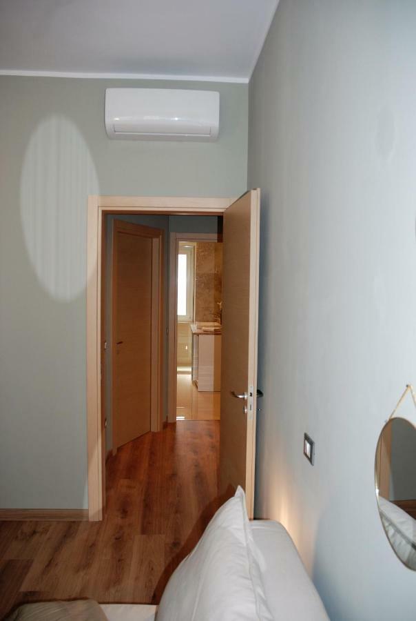 Cinque Terre The Square Apt - Two Bathrooms Специя Екстериор снимка