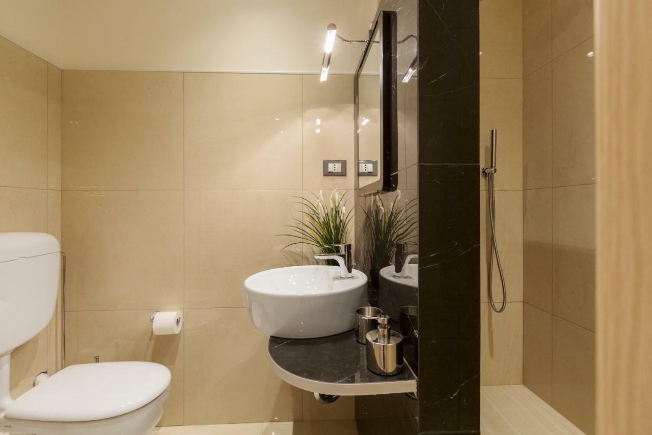 Cinque Terre The Square Apt - Two Bathrooms Специя Екстериор снимка